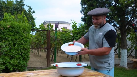 Delicious Pilaf in a Giant Lamb! An Epic Dish from a Millennial Culture