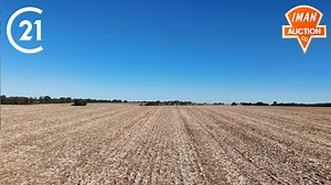 ONLINE FARM LAND AUCTION County Road 1165, Clifton Hill, MO 65244 Bidding Opens: SAT, DEC 4TH - 8 AM Bidding Closes: MON, DEC 7TH - 6:00 PM Real Estate: 219 Acres m/l in Randolph County, Missouri. This farm has 195.49 productive FSA acres with a proven corn/soybean rotation. It offers both income from row crop farming and good hunting opportunities. Quality land like this is limited, and farmland has a long history of holding value better than most other investments. This is a chance to secure a