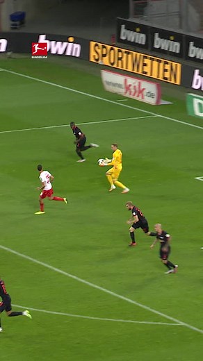 Counter attacking football at its finest 🔥 #Bundesligs | Bundesliga