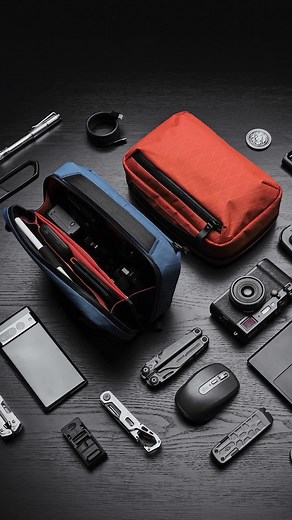 ALPAKA on Instagram: "Elevate your organizational game this New Year with the Tech Case Max in two rich shades of X-Pac® RX30 - Cayenne & Ocean Blue. ⁠ ⁠ Made with 100% post-consumer recycled polyester fabric and waterproof zippers, this case safeguards your iPad mini 6, foldable headphones, and other essentials from the elements. ⁠ ⁠ This tech case doubles as a desk caddy and transforms into a sling bag, making it your trusty sidekick for all your tech adventures. Plus, the cable passthrough gu