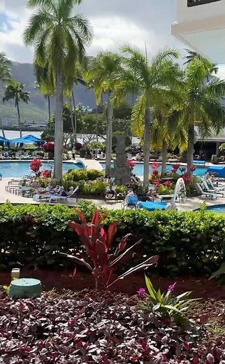 Walking Sonesta Resort Kauai | Huge Beachfront Pool Steps From the Hawaiian Ocean Paradise Walk Tour