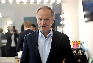 Tusk sprzedawał jagodzianki w przejściu dworca w Gdańsku! Niebywałe, co jeszcze robił