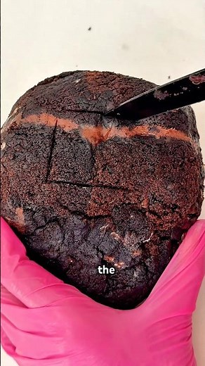 How to Make a Realistic Brain Cake that Bleeds!