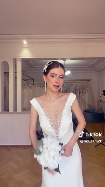 Happy Bride Moments: Joyful Wedding Celebrations