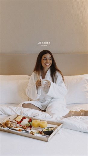 Ainda vai a tempo de viver uma escapada de inverno inesquecível.​ Cada hotel Mercure oferece o equilíbrio ideal entre autenticidade local e conforto moderno.​ 👉 Reserve já e termine o ano com uma experiência única, uma experiência Mercure. ​ ​ #MercurePortugal #NextStopMercure #WinterOffer #DiscoverMercure #mercurehotels @saraveigaa @oneoceanwaay | Mercure Hotels