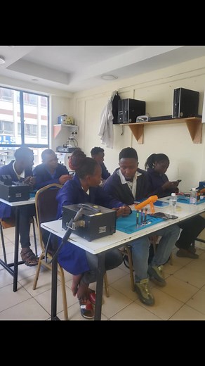 Become a Professional Technician with Hands-On Courses