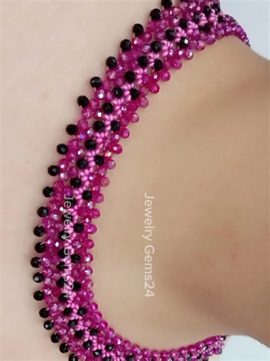 Necklace Making Techniques for Jewelry Enthusiasts