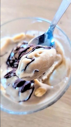 🍦 SNICKERS-STYLE BANANA ICE CREAM 🍫🥜