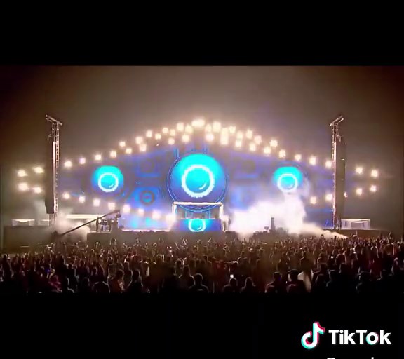Alan Walker - Routine/Live Performance. #walkersjoin #techno #melody #alanwalker #edm #music #dj #tiktok #viral #djmascarado #w4lker7 #routine #musicaeletronica