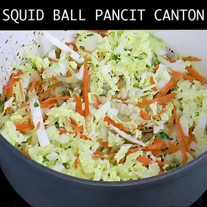 How to Cook Squid Ball Pancit Canton | Panlasang Pinoy