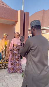 78K views · 2K reactions | Behind the scenes Vs Final #videoviral #hausaweddings #bride #wedding #photographer #behindthescenes #contentcreator #facebookviral #photographer #facebookpost | Abbaty Dmaker | Facebook