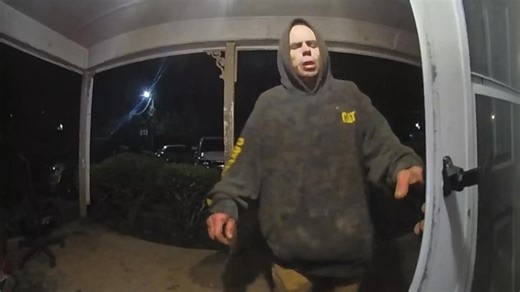 Video shows moment Rockdale County escapee knocked on woman's door, asked for something to drink