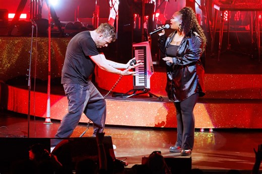 Gorillaz Join Forces With Yasiin Bey & Omar Souleyman For Performance Of "Damascus" At Together For Palestine Benefit -