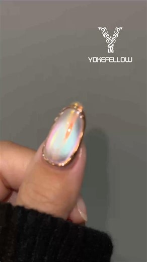 Easy Cat Eye Chrome Nail Tutorial✨💫✨ Product: 3526B, GleamTap GT112 Chrome Powder #nails #nailart