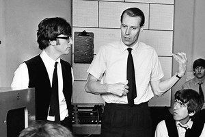 Qui était George Martin, le « 5e Beatle » ?