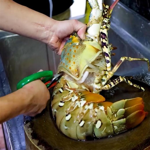 Cooking juicy giant lobster and crab recipe | Justin Charley