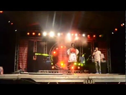 African models creative wear