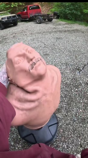 Jada POV & Bob Doll Fart