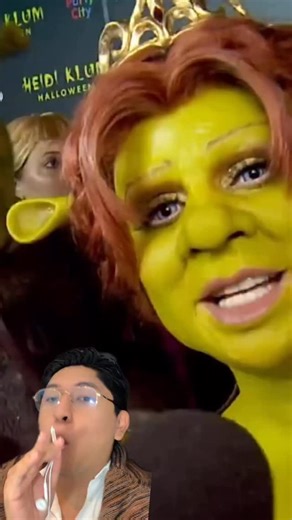 DEBERÍAN HACER EL LIVE ACTION?🤔😱 #fiona #shrek #heidiklum #cosplay #fiona #paratii #halloween #halloweenmakeupideas #ʜᴀʟʟᴏᴡᴇᴇɴ2025 #moda #fashionshow #shrekislove | Alejandro Rublini