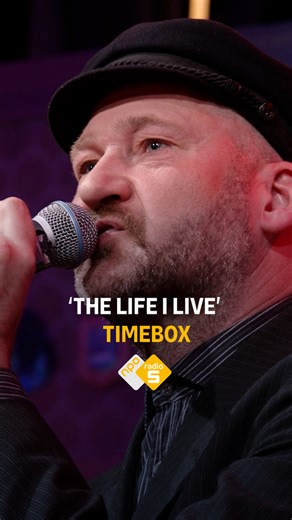 Timebox zong het prachtige ‘The Life I Live’ tijdens de Evergreen Top 1000 Premiere Party! ❤️ #nporadio5 #timebox #thelifeilive | NPO Radio 5