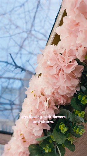 Experience the charm and delight of Tea Around Town®, a unique tea bus tour in your city. Sip exquisite teas and savor delectable treats while sightseeing through iconic cities like New York, Washington D.C., Austin, Dallas, Houston, Philadelphia, and Atlanta. It's the perfect blend of relaxation, culinary pleasure, and unforgettable urban exploration. Book your sophisticated adventure today! | Tea Around Town