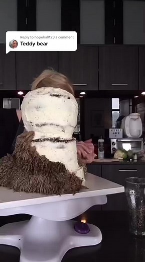 Reply to @hopehall123 say hi to Miss Sloth! #caketok #chocolate #sloth