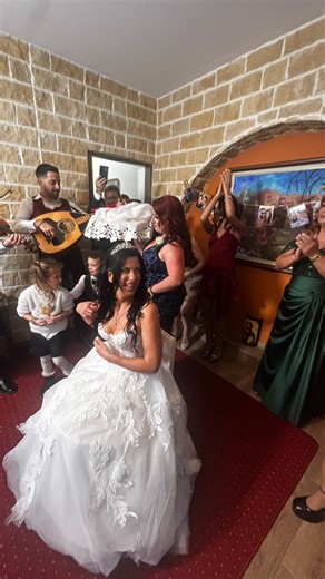 Από την Κέρκυρα στην Κύπρο..Για τον Γάμο του Γιώργου και της Μαρίας..Ένας ξεχωριστός Γάμος στο Μικρό Εκκλησάκι της Αγιας Βρυαινης στην Πάφο..💒Ακολούθησε μια Υπέροχη Δεξίωση Γεμάτη Συγκίνηση κέφι χορό και χαμόγελα.. Σας Ευχαριστούμε Από καρδιάς για την υπέροχη φιλοξενία και την Ζεστή Αγκαλιά σας.. Να ζήσετε και να έχετε μια ζωή Γεμάτη χαρές Υγεία και Αληθινή Αγάπη.!!!🙏🎂🫶💍💕💕💕💕 | Sia Agrevi