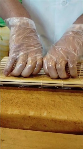 お寿司作り方 🙆‍♀️🍣 #sushi #japan #japanesefood #japansrilanka