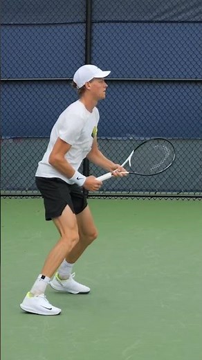 Jannik Sinner SMASHING Forehands In Slow Motion