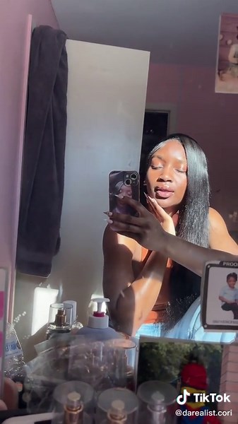 Cori (@darealist.cori)’s videos with father time - ✰