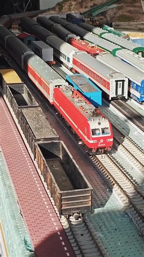 Red Mini Train on Track 🚂 | Relaxing Toy Train#shorts #shortsfeed #toytrain #minitrain #shortsvideo