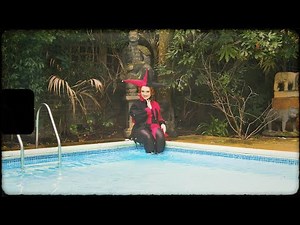 CMAT - Such A Miranda (Visualiser)