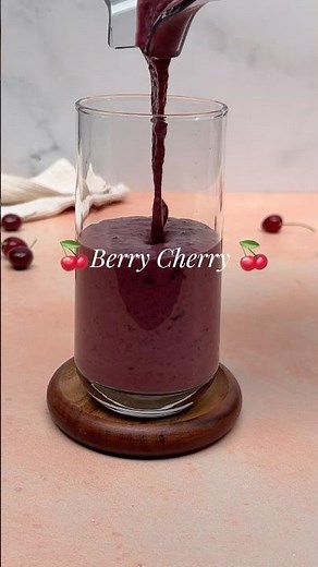 Berry Cherry Smoothie | Antioxidant-rich & naturally sweet!