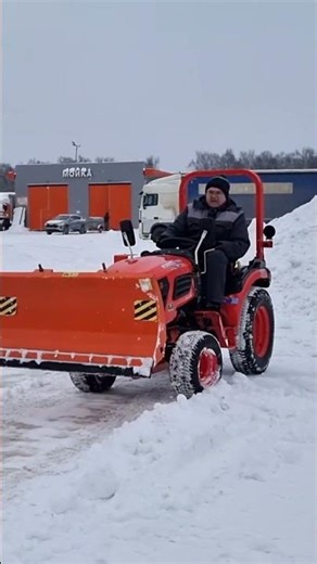 I got so fast I almost fell out of the saddle! Don't forget to buckle up! #minitractor #tractor