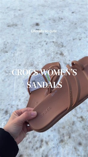 Cute Crocs Sandals Perfect for Spring
