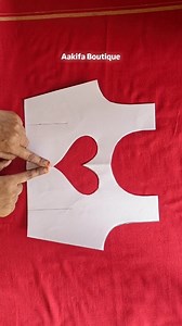 Letest Blouse/Kurti Back Neck Design Cutting ✂️#blousedesing #ʀᴇᴇʟsᴠɪᴅᴇᴏ #blousecutting #neckdesign Blouse design for lahenga Simple blouse design for daily wear Party wear blouse back neck design Kurti back neck design | Aakifa Boutique