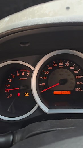 Is your car hard to start? Losing power? In this video I show you an EASY and FAST way to diagnose a BAD fuel pump using simple tools and real live-data testing.  Want to see the FULL step-by-step detailed repair? Watch the complete video on my YouTube channel: (link in comments)#fuelpump #mechaniclife #autorepair #carrepair #cartips #cardiagnosis #mechanicadvice #obd2scanner #cocomechanic #diymechanic | Ramiro Mondragon | Facebook