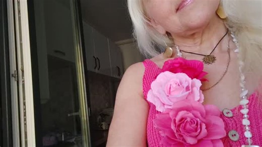 Tatyana Kharlamova on Instagram: "Январь Татьянин день и прочее😋😻🎇🌹🌈💥🕶️🤩😎🇺🇦"