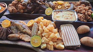 Amigos los estamos esperando en pikeos exóticos del beni https://maps.google.com/?q=-17.759800,-63.169100&entry=gpss 72123459 | La potranca restaurante | Facebook