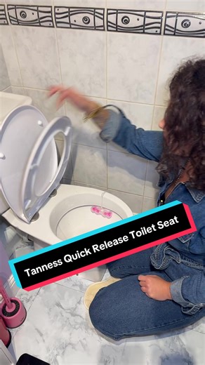 Tanness Quick Release Toilet Seat for Easy Cleaning