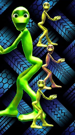 green alien and 3 chaid alien funny 🤣dance #alien #viral #ytviral #trending #viralvideo
