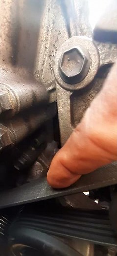 This Is How You Can Apply Correct Tension To Your Fan Belt