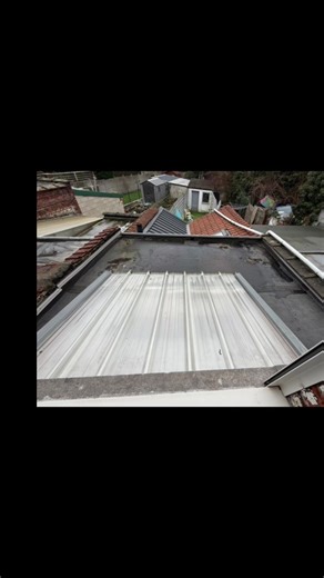 Chantier étanchéité 💪 Existence en étanchéité multicouche, on a tout refait en membrane PVC pour une protection durable et propre ✅ Travail soigné, résultat fiable 🔥 #etancheite #membranePVC #chantier #batiment #toiture