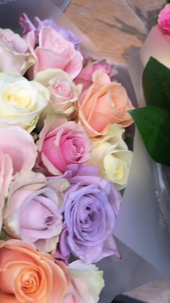 Detachment is not letting it consume and own you. That’s the real power. That’s the real strength. #detachment #bhagavadgita #learnings #healingwithheart #heart_wellness