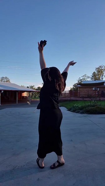 Pt 4. My life as a motel owner in regional QLD 🦘 Follow along as we reno this 90's motel 🌈 #motel #renovation #renovationproject