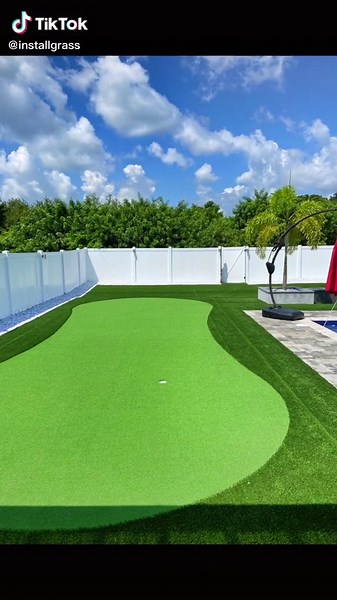 Estamos listos para hacer esos cambios para ti, disfruta de tus espacios al máximo nosotros hacemos eso posible. #ITriedItIPrimedIt #parati #patio #gramaartificial #cambios #tiktok #instagram #orlandoflorida #kisseemmee #florida @installgrassartificial