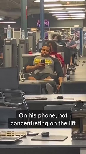 Breakup Text Fail during Weightlifting Workout
