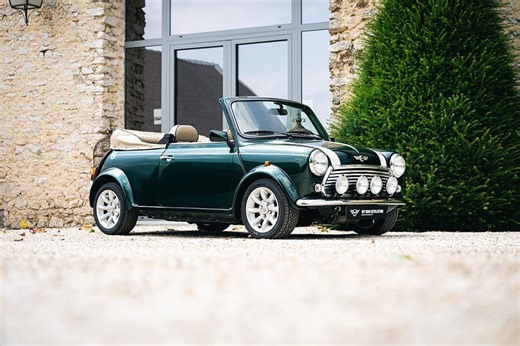 1999 MINI Cooper - Mini 1.3 MPI Convertible by Arc de Triomphe - Only 9.900km from new