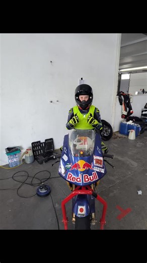 Matthew Thomas (M47T) on Instagram: "Tuesday I had training given by @dannybuchan83 while @circuitoalmeria with @focused.trackdays @focusedevents_official Thank you for the training I had fun as well. I wish I could do it again and I would highly recommend anyone to have the training. #training #spain🇪🇸 #metrakitpregp125 #wintersun @inrubber.wetrust @myductwork_ltd @eurekaltd_uk @thegladstonedwygyfylchi @xcppro @nexxhelmets @tattoostudiobristol LCR MOTORS LLANDUDNO @martin_krol78"
