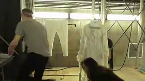 Watch Noble Shropshire become Jacob Marley in a flash, thanks to the skills of our wig and wardrobe crew. A Christmas Carol starts Friday! Get tickets --> bit.ly/hsc-acc | Hartford Stage